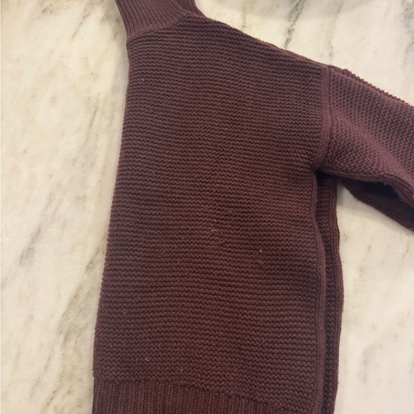 Vince Sweaters - Vince burgundy Knit Pullover